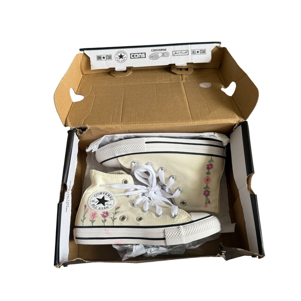 Converse Chuck Taylor All Star Embroidered Florals Little Kid Size 12 Youth New